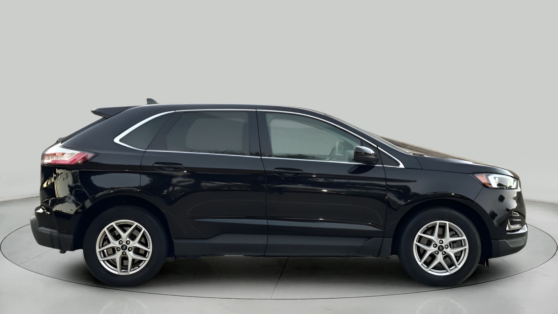 2022 Ford Edge SEL - Photo 8