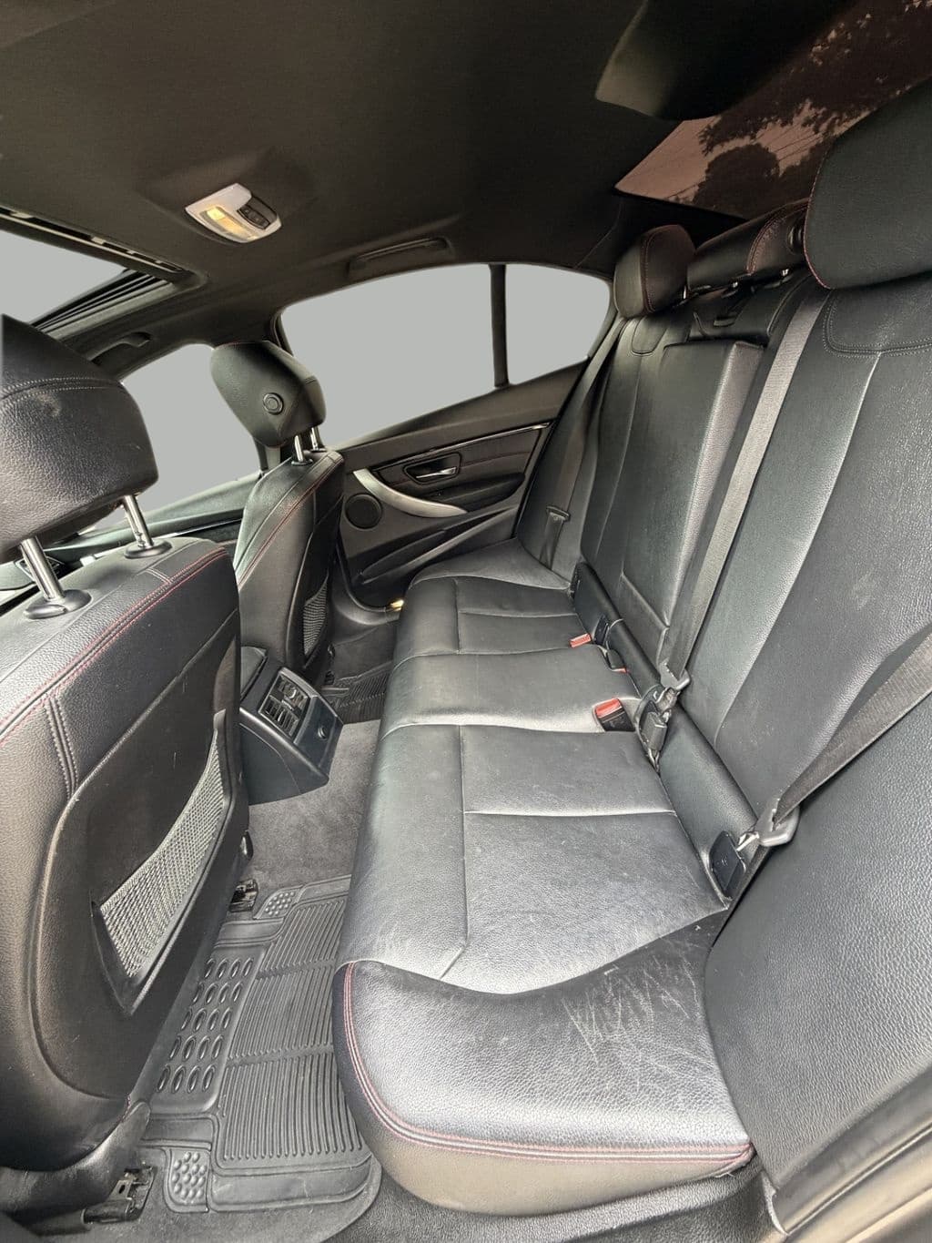 2017 BMW 3 Series 330i - Photo 21