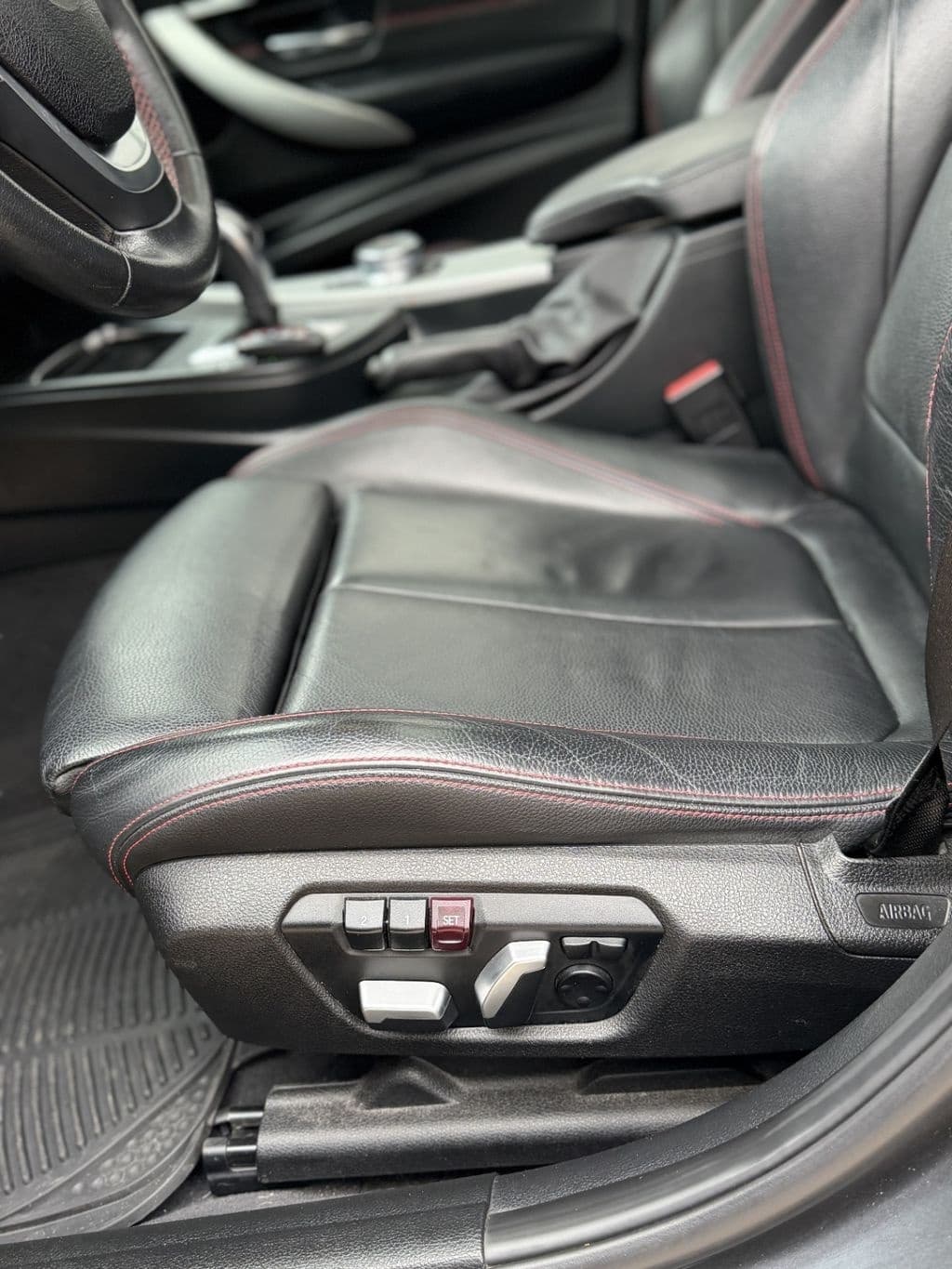 2017 BMW 3 Series 330i - Photo 19