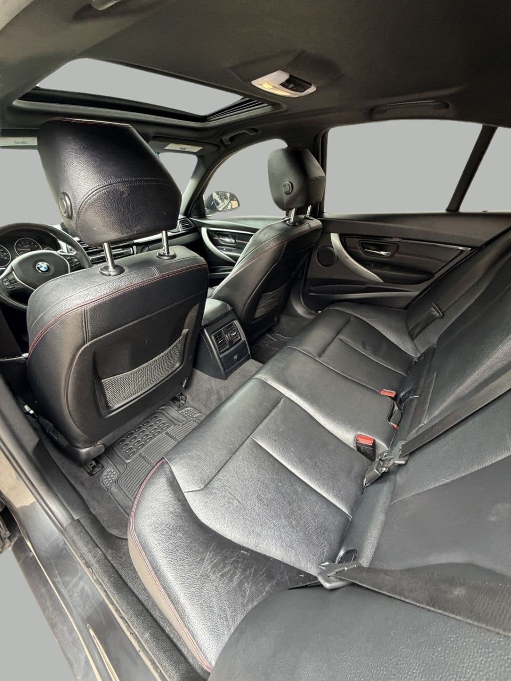 2017 BMW 3 Series 330i - Photo 16