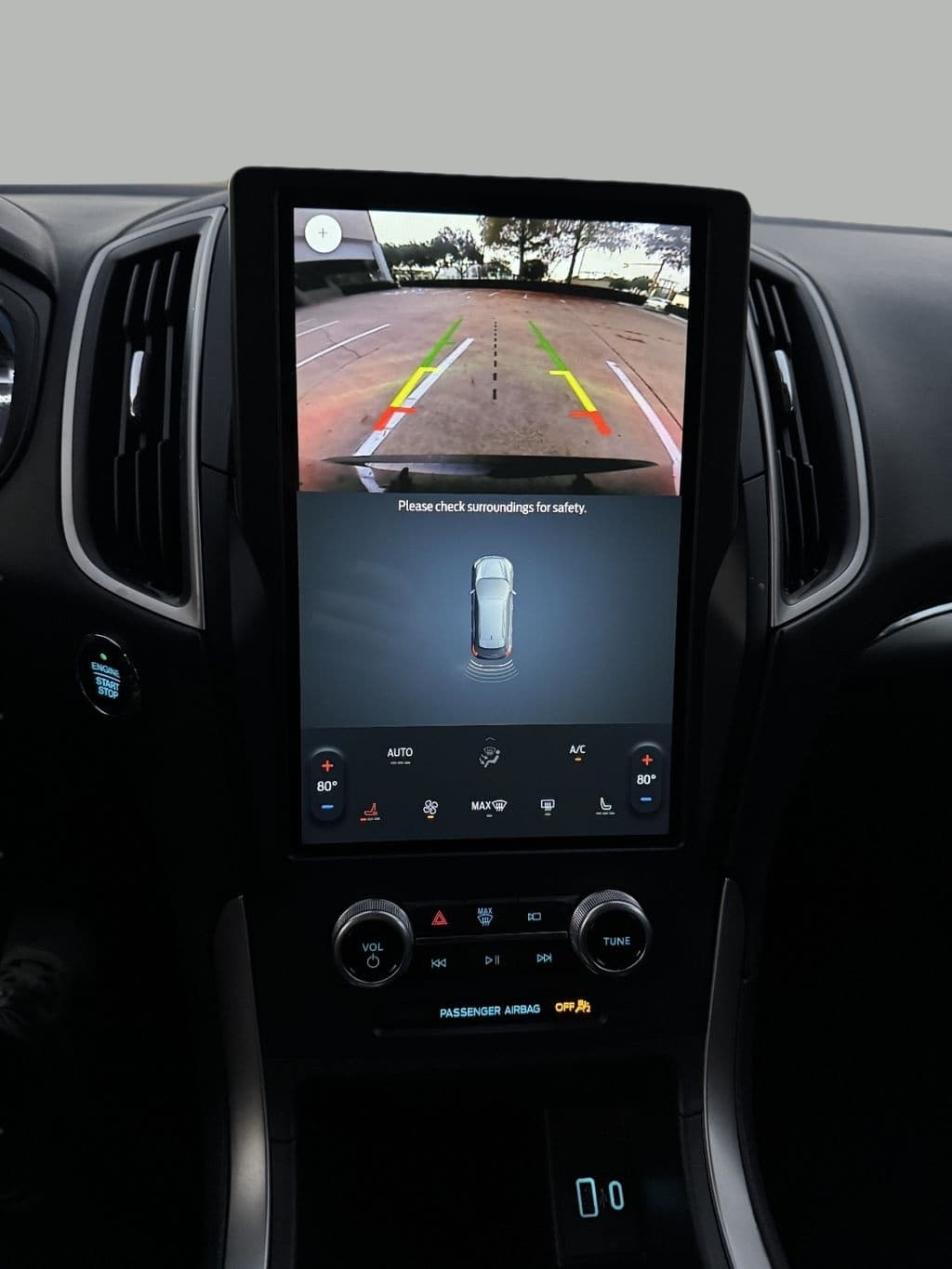 2022 Ford Edge SEL - Photo 12