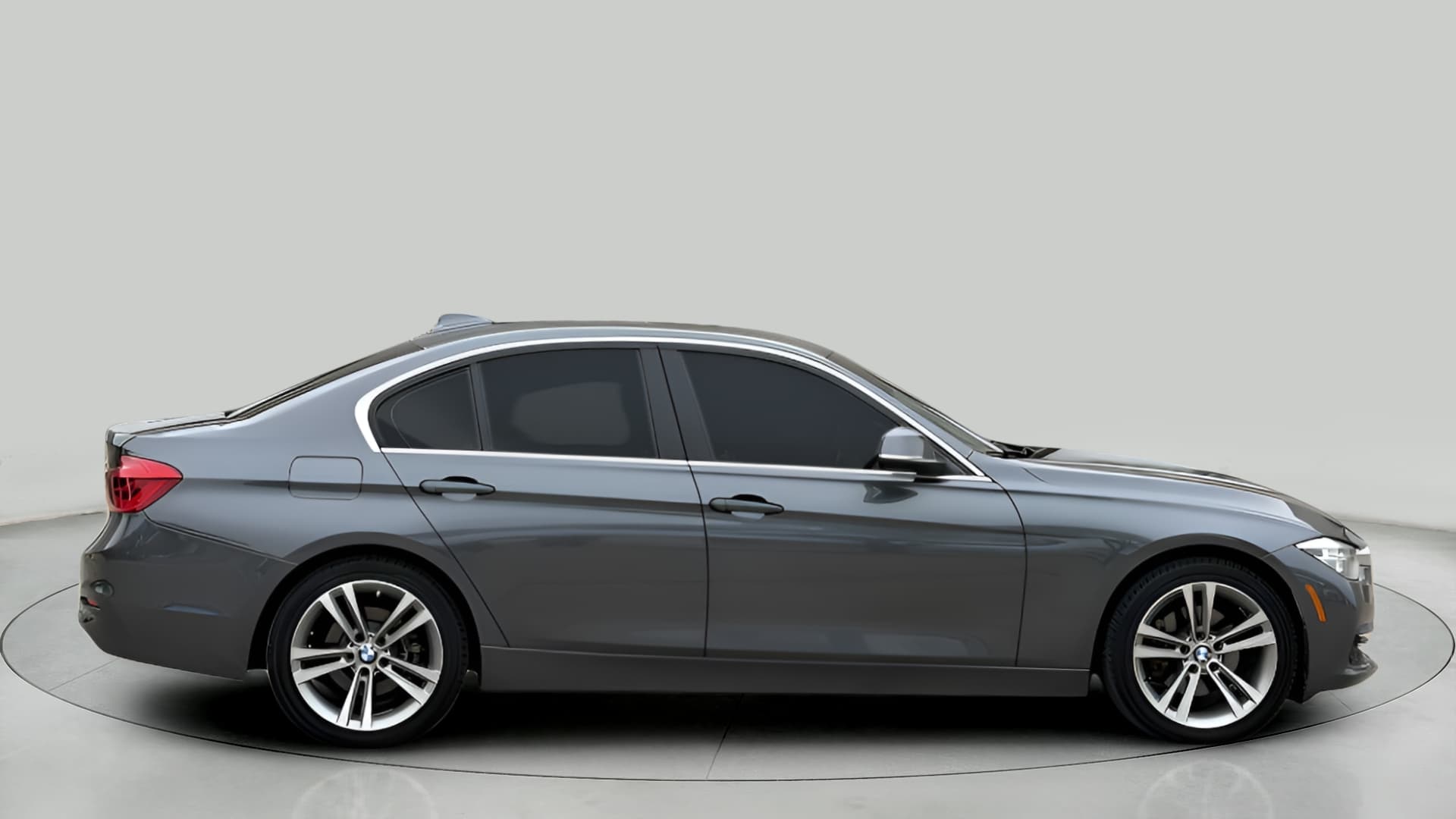 2017 BMW 3 Series 330i - Photo 7