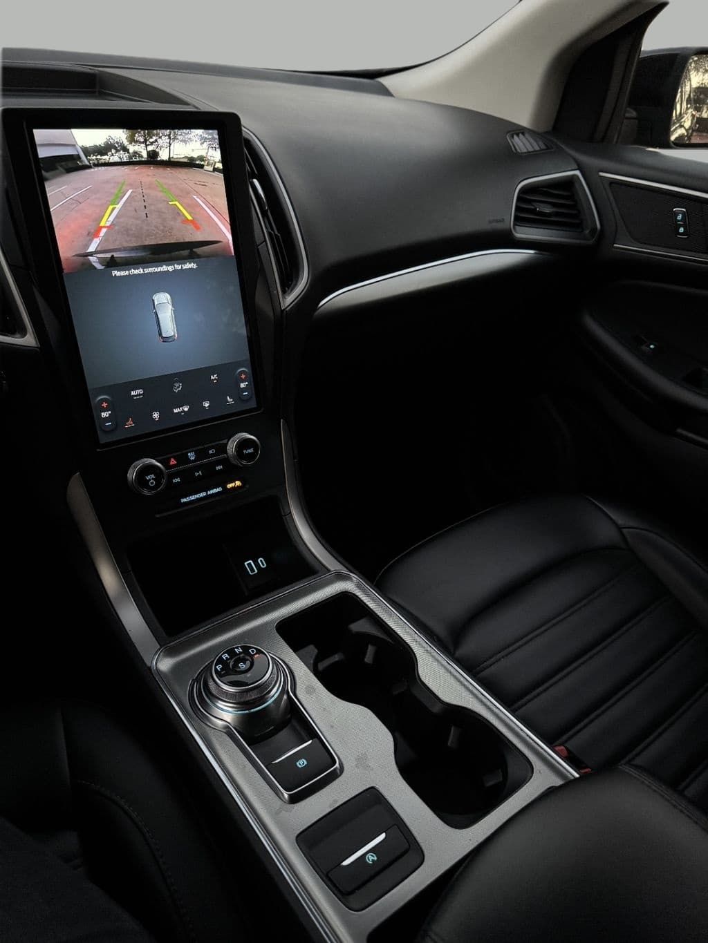 2022 Ford Edge SEL - Photo 14