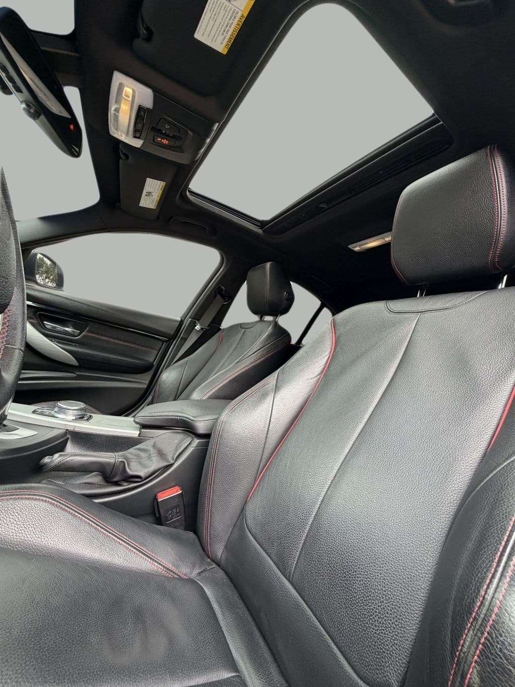 2017 BMW 3 Series 330i - Photo 17